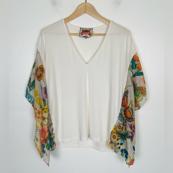 Johnny Was Silk Blend Boho Floral Top Size XS Short Sleeves V-Neck Soft Knit - Picture 1 of 9
